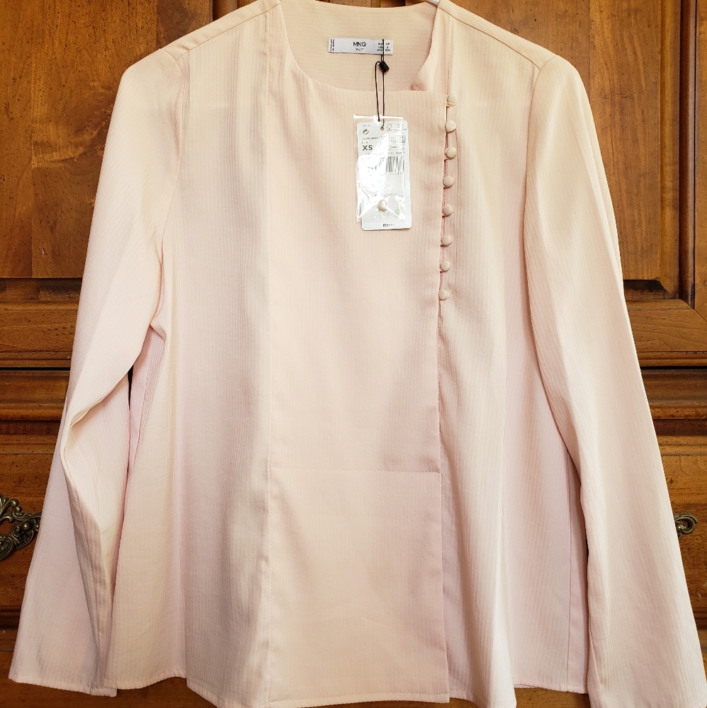 Pink blouse with side buttons